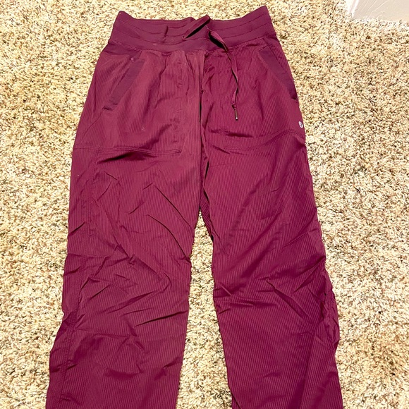 Lululemon pants - Picture 1 of 1